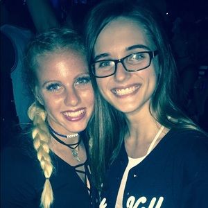 Meet your Posher, Addie